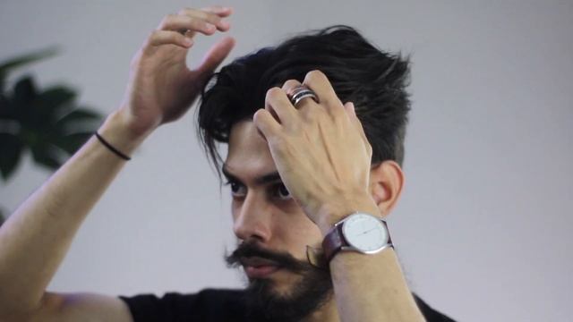 How to Style a Curtain Hairstyle смотреть онлайн