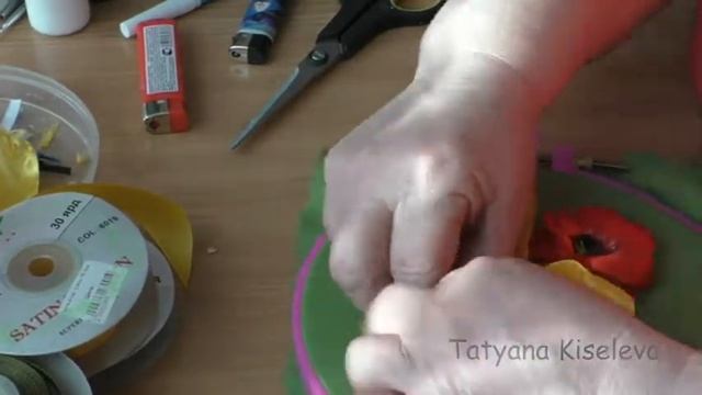 Вышивка лентами Маки часть 2 мастер класс смотреть онлайн