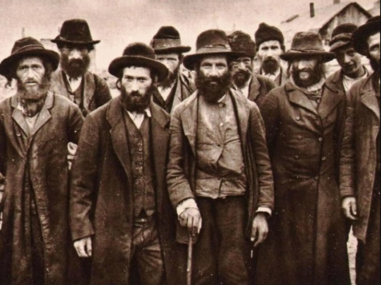 Еврейское веко. Еврейские общины в России 19 век. Погромы евреев в России 19 век.