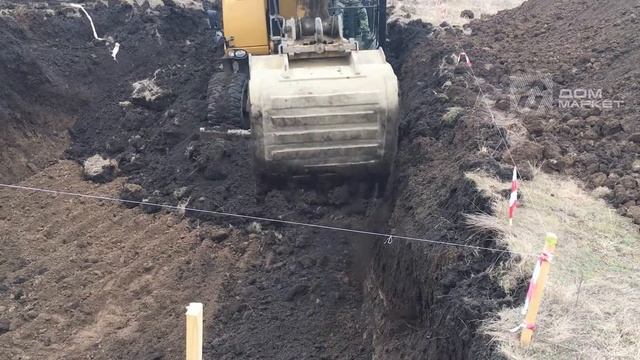 Подготовка котлована и заливка фундамента цокольного этажа