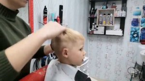 Детская  модельная стрижка