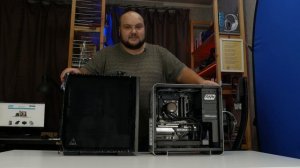 Jonsbo U4 plus - компактный ATX корпус с нестандартной компоновкой.