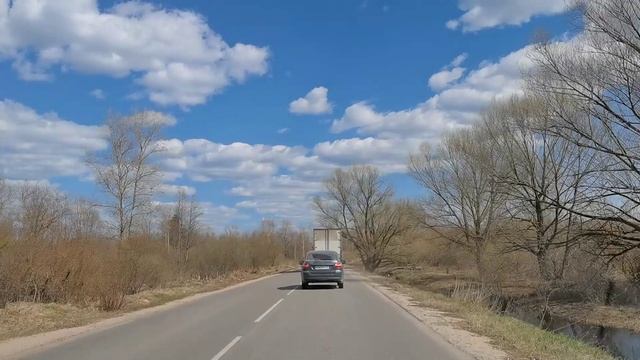Где-то под Тверью. Дорожное. 20 апреля 2023 г.