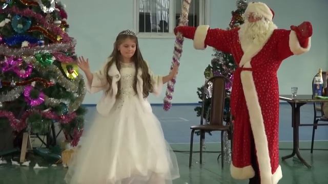 Торжественные мероприятия, посвященные встрече Нового 2020 года прошли в Курахском районе смотреть онлайн