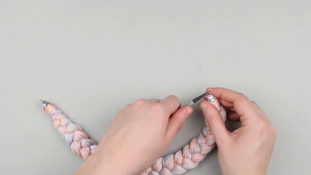 Колье-коса из ниток мулине своими руками - мастер класс смотреть онлайн