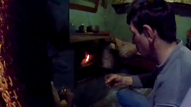 БУДНИ НИЩЕБРОДА--ВСТРЕТИЛ ДИМУ С ПОЕЗДА--ВЕЗУ ДОМОЙ (1).mp4
