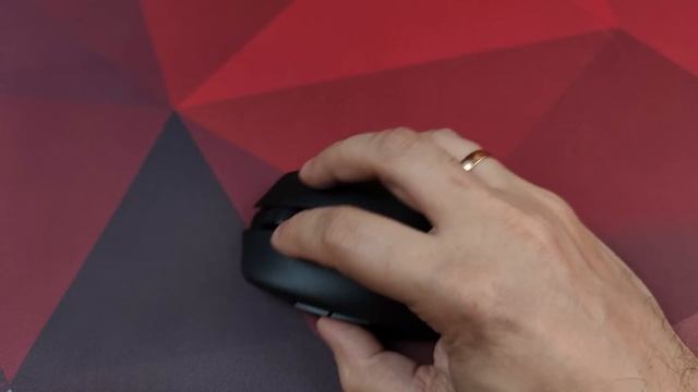 Razer Orochi V2 vs Logitech G305. Кто кого? смотреть онлайн