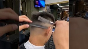 Стрижка Андеркат/  haircut undercut/ Fade tutorial
