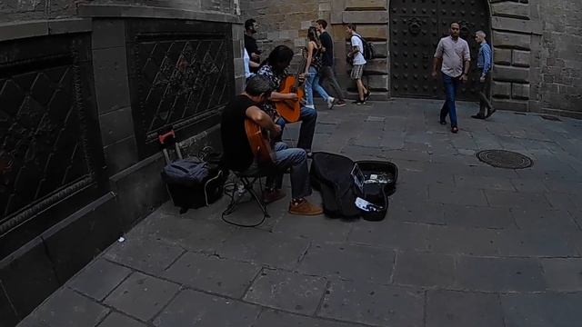 Испанская ГИТАРА (Барселона) Живая музыка города смотреть онлайн
