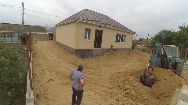 Отсыпка двора (Time-Lapse) смотреть онлайн