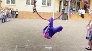 Последний звонок выступление на воздушном кольце