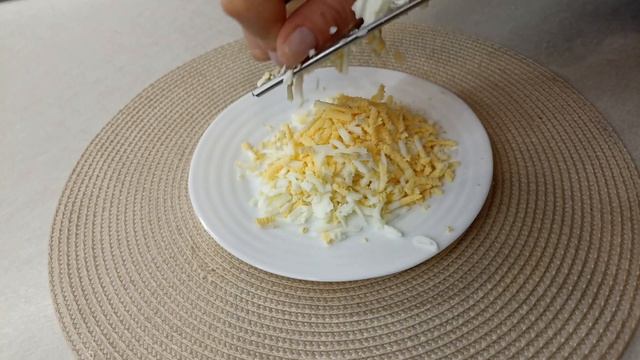 Салат "Нежность" с ветчиной и огурцом. Быстрый, простой, вкусный рецепт нежного салата