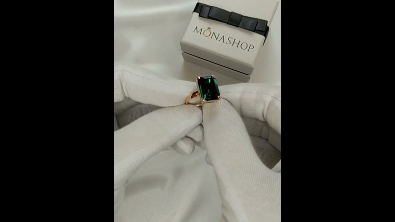 Кольцо и серьги Изумрудный цвет с прямоугольным камнем Swarovski (Артикул R091179305, E091178305)