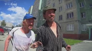 Прикольные танцы и песня "Пили водку мужики"