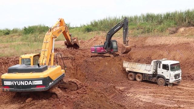 Hyundai330 LC-9s Excavator Loading Trucks And incredible Operator excavator loading Dump Truck смотреть онлайн