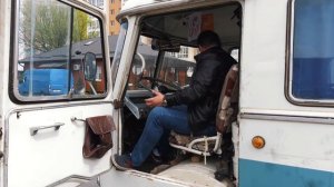 ПАЗ 672. ОРГАНЫ УПРАВЛЕНИЯ.