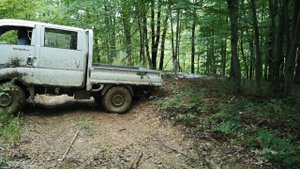 Проходимость Киа Бонго 3 на BFGoodrich MT 31'' по бездорожью. Kia Bongo off-road.
