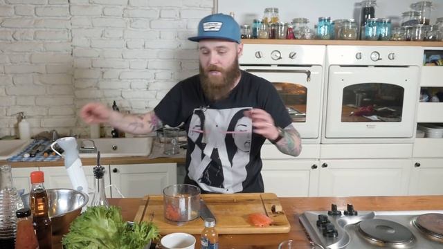 САЛАТ C КОПЧЕНОЙ СЕМГОЙ / ЕШЬ И ХУДЕЙ :D смотреть онлайн