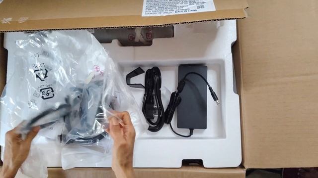 LG 24QP750 24 inch (60.45 cm) QHD (2K) 2560x1440 Pixels India Unit Unboxing 2023. смотреть онлайн