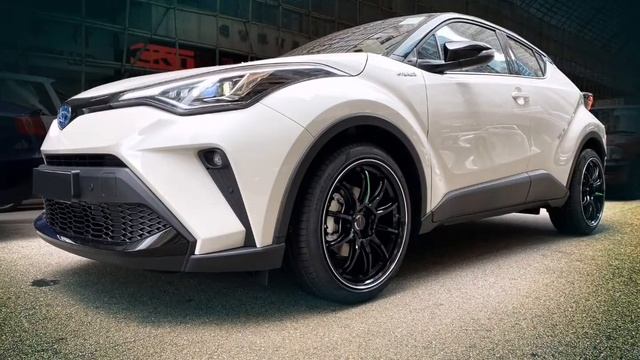 WORK Eomtion ZR10 x Toyota CH-R