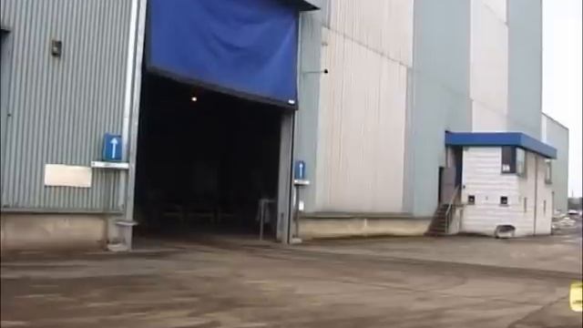 Удароустойчивость ворот ПВХ DYNACO | Удар погрузчиком | Работают при измененной геометрии проема смотреть онлайн