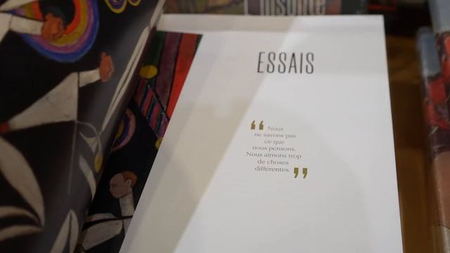 Живу Одна В Париже - Про Усталость, Работу и Принятие Себя - Женское Искусство, Тост, Домашний Вече смотреть онлайн