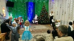 Утренник Новый Год 2015 (д/с 281, гр. 5)  - ч. 2