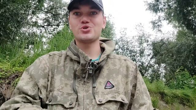 Попал на ЖОР КАРАСЯ в РУЧЬЕ! Карась на поплавок 2022. смотреть онлайн