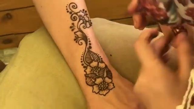 Рисуем Мехенди ! Обучение от Олеси Матвеенко смотреть онлайн