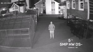 Сравнение Качества Камер HiWATCH - DS-T200 2MP vs DS - T500 5 MP / Какую Камеру Выбрать?