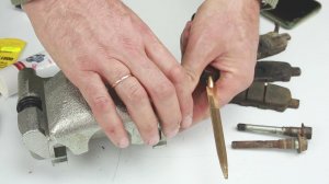 Направляющие суппорта   или как важно вовремя обслуживать тормозную систему