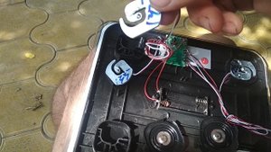 Устройство бытовых электронных весов.