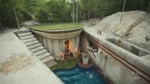 100 дневная работа дала свои плоды. Дом с бассейном в земле.