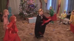 Новогодняя сказка "Царевна Несмеяна" старшая группа