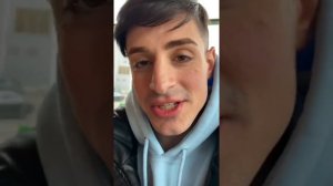 Паша Техник подкатывает к Даше Корейке