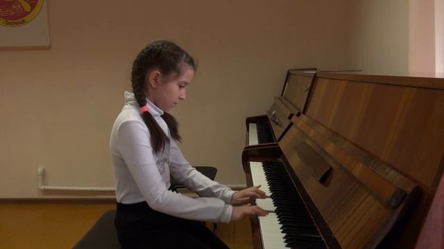 Яблоновская Екатерина, 9 лет. А.Гедике. Этюд G-dur смотреть онлайн