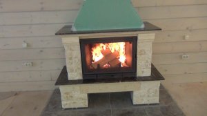 Каминная облицовка Crocus с дровяной топкой Kiteflam