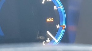 How to use "HOLD" in Toyota Corolla 2020-2021