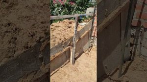 делаю забор от соседа