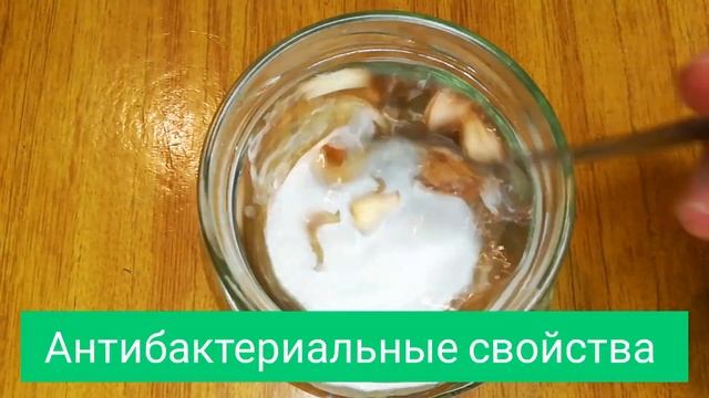 Бабушка 90 лет еле ходила но после этого стала бегать на стадионе с двумя дедушками! смотреть онлайн