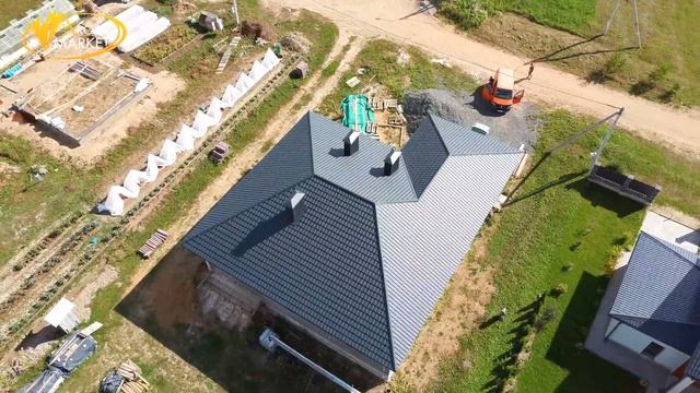 Металлочерепица Kvinta Uno Velur RAL 7016 от Grand Line. Монтаж кровли из металлочерепицы.