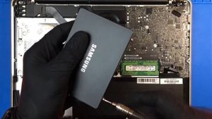 Ремонт MacBook pro. Чистая установка MacOS. Почему НЕ ЗАГРУЖАЕТСЯ?! Белый экран.White Screen Proble