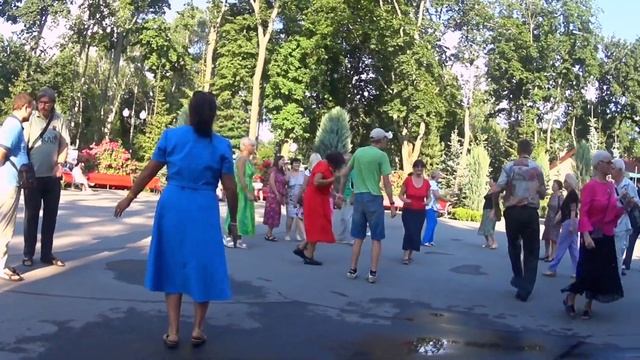 Kharkiv Харьков Танцы Парк Горького Позови меня смотреть онлайн