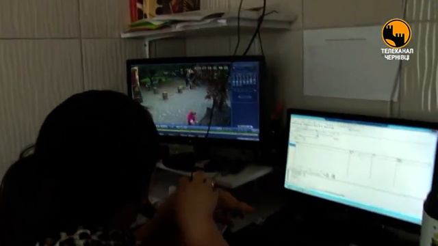 В Чернівцях безпритульна собака накинулась на восьмирічну дівчинку та вкусила її за обличчя. смотреть онлайн