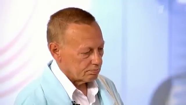 "Мушки" перед глазами: причины и лечение. смотреть онлайн