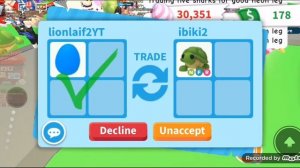 трейды на синее яйцо в адопт ми