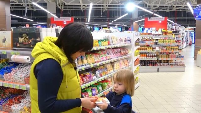 МАМА vs ПАПА в МАГАЗИНЕ. смотреть онлайн