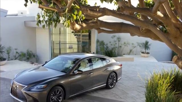 Detroit Auto Show 2017 Lexus LS смотреть онлайн