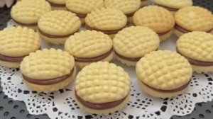 Печенье песочное с шоколадом