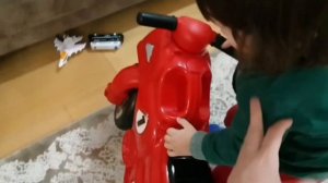 Yusuf ve Fatih Selim maceralarında bugün beraber motor sürüyorlar.